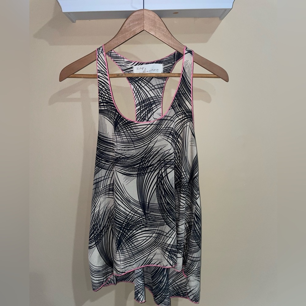 FLOWY RAZORBACK TOP BY VINTAGE HAVANA